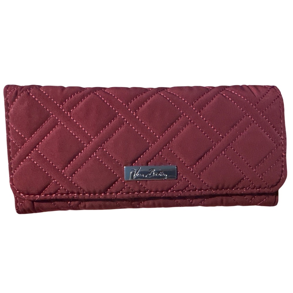 Vera Bradley Trifold Wallet Womens OS Burgundy Excellent Quilted Microfiber